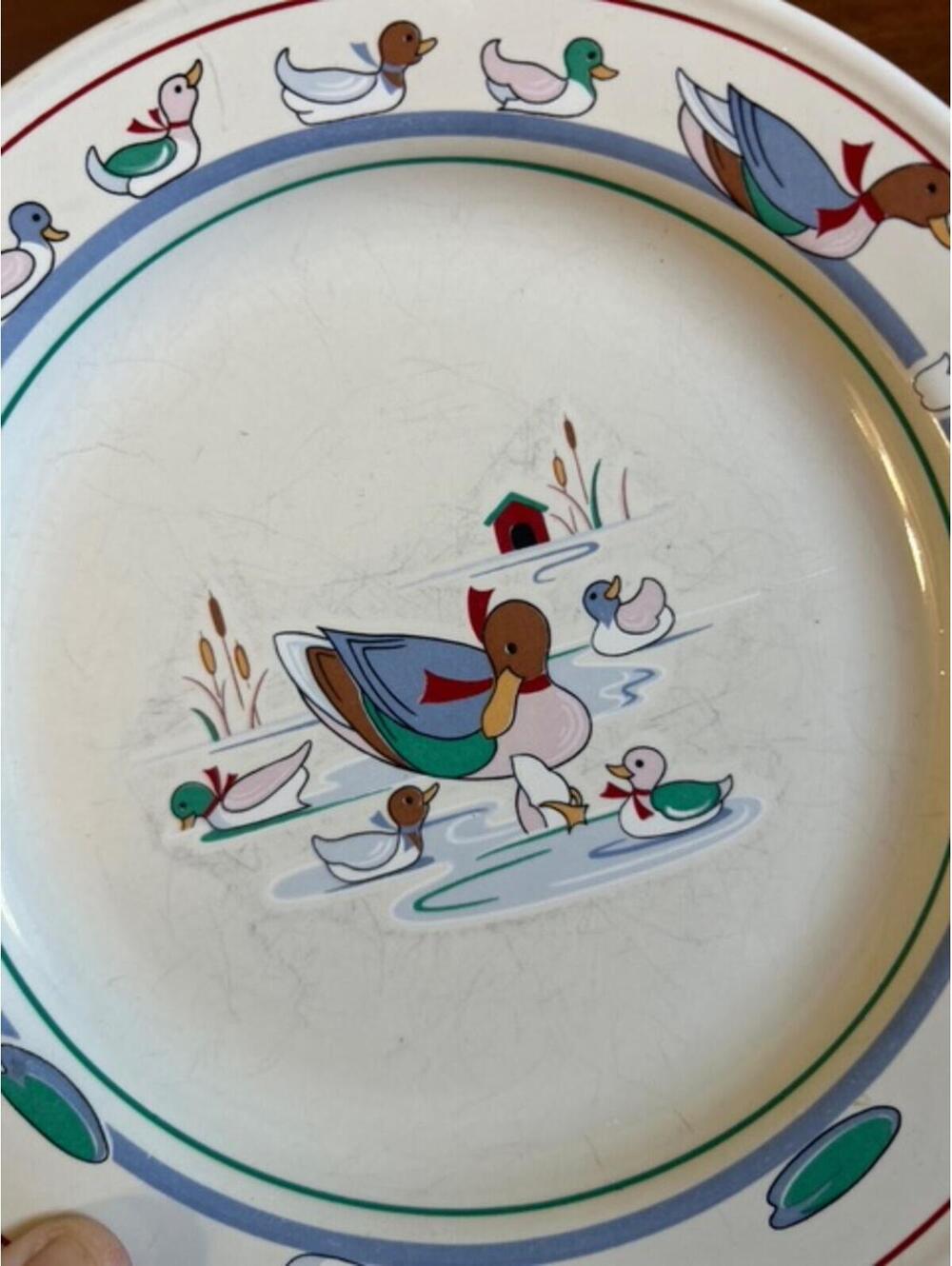 Epoch Little Ducklings Child's Plate